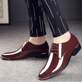 Sapato Masculino de Couro Envernizado