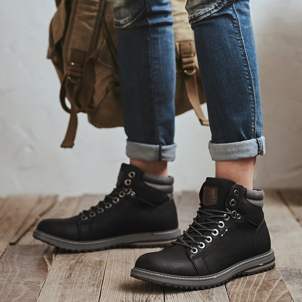 Bota de Couro Masculina Sampaio Deca®