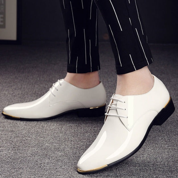 Sapato Masculino de Couro Envernizado