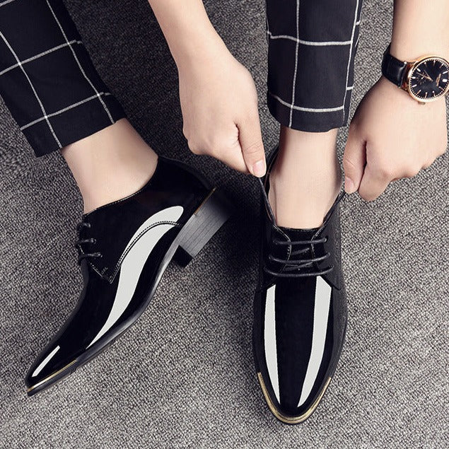 Sapato Masculino de Couro Envernizado